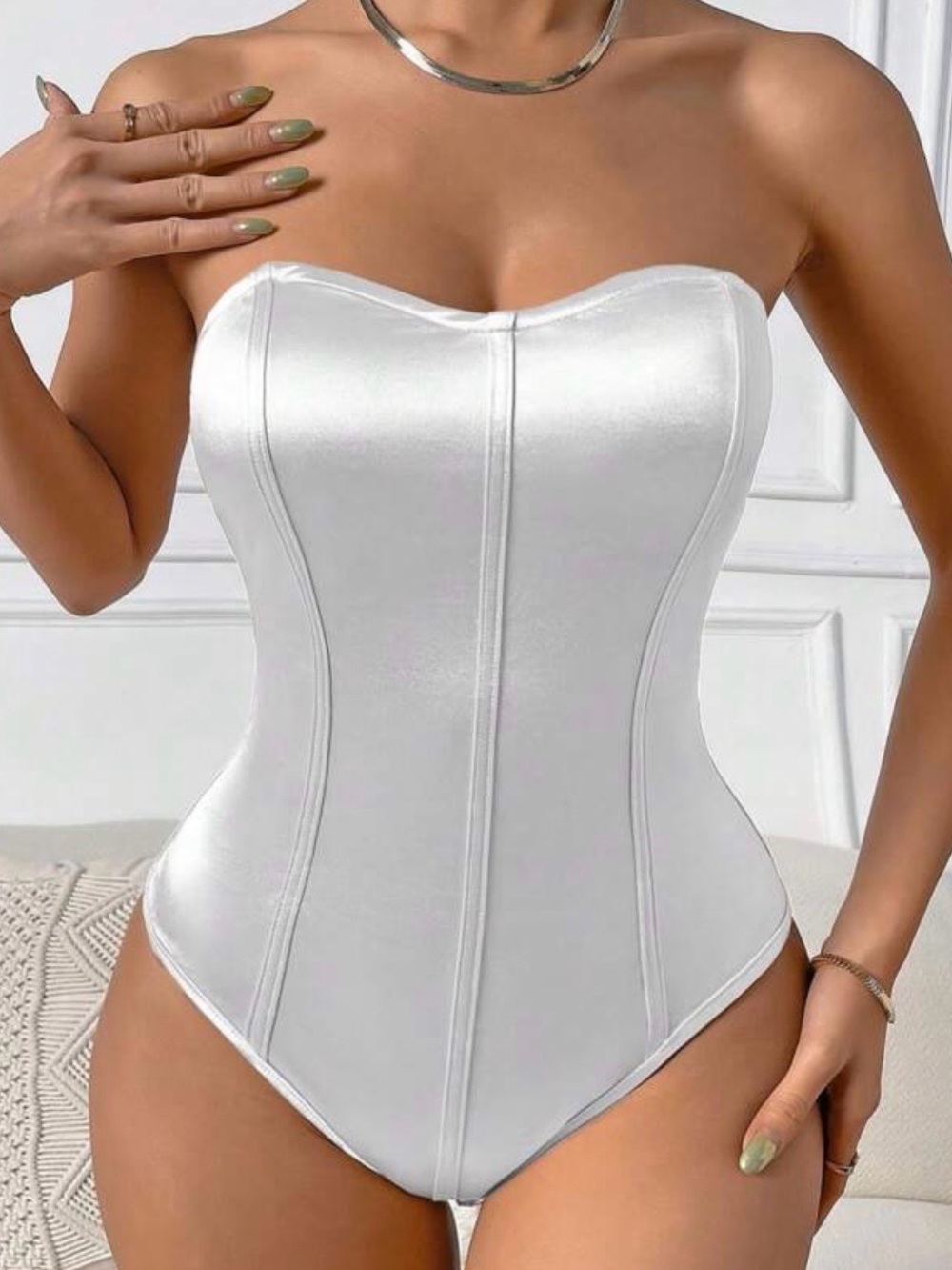 SHEIN White Satin Strapless Corset Bodysuit